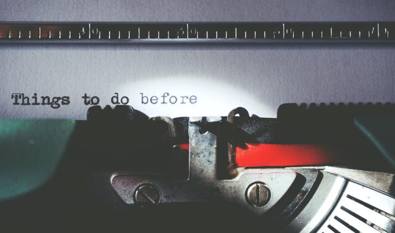 Bucket list (photo by Suzy Hazelwood via Pexels) Bucket list (photo by Suzy Hazelwood via Pexels)